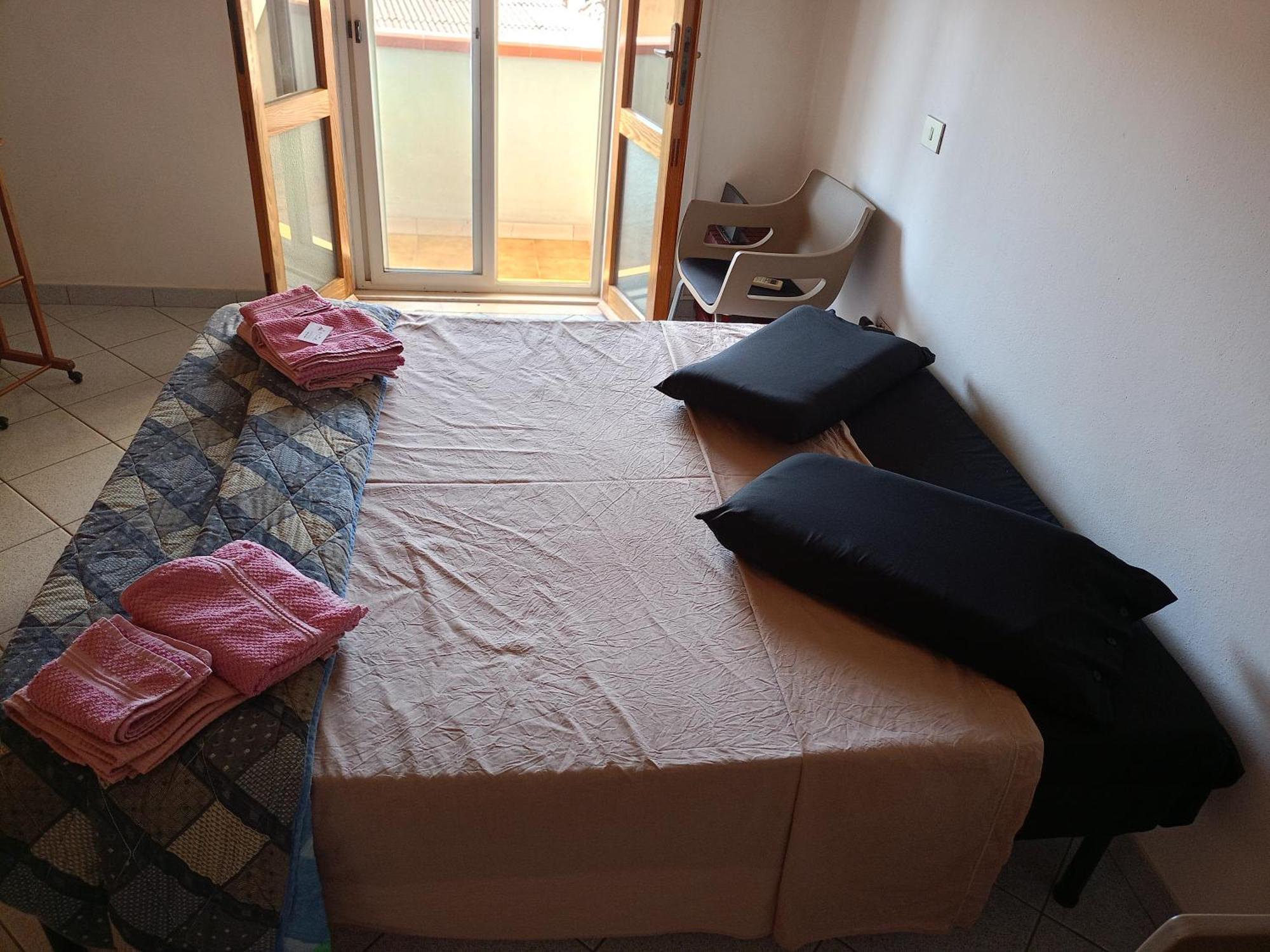 Appartamento Santa Giusta Bagian luar foto