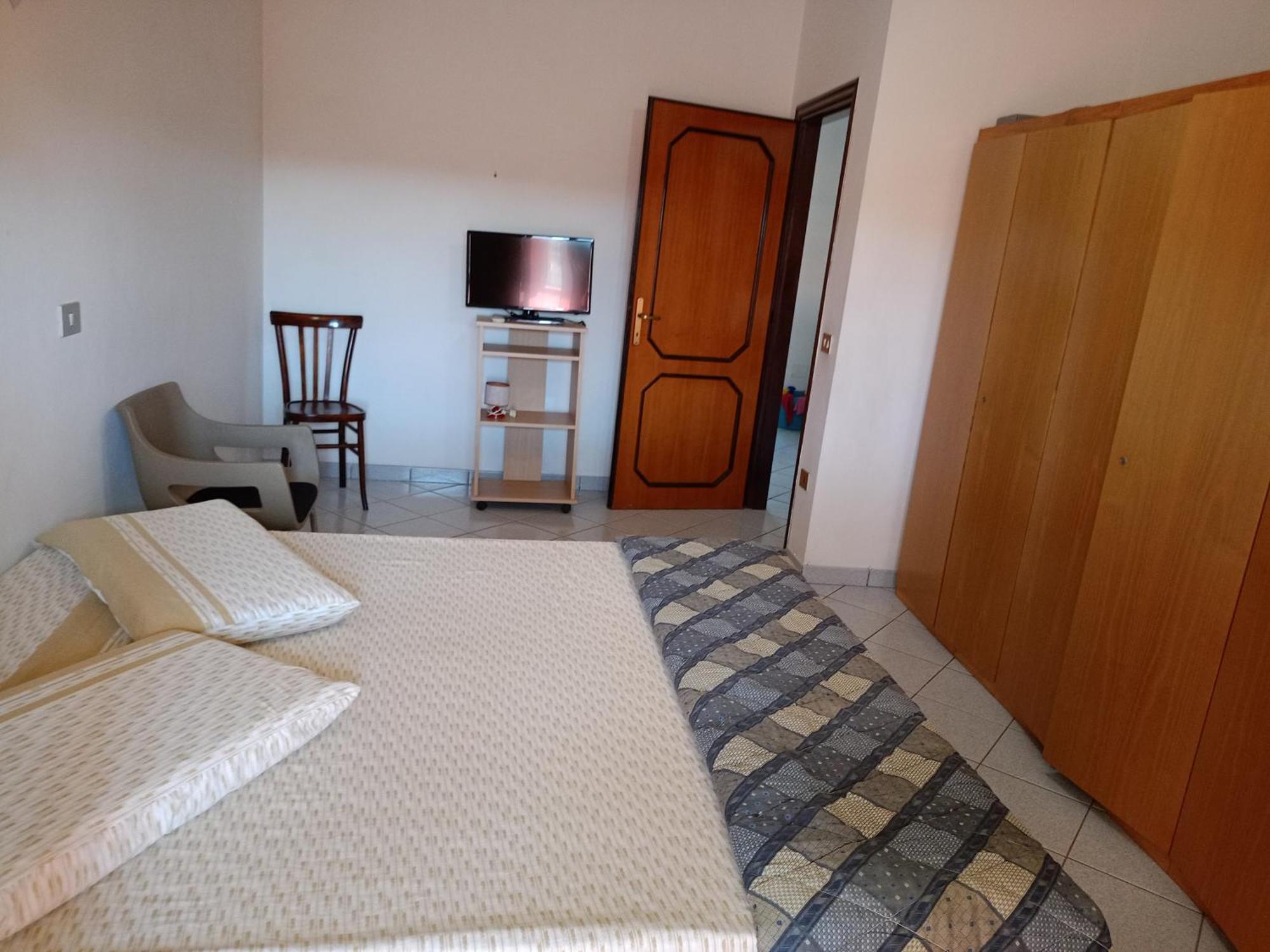 Appartamento Santa Giusta Bagian luar foto