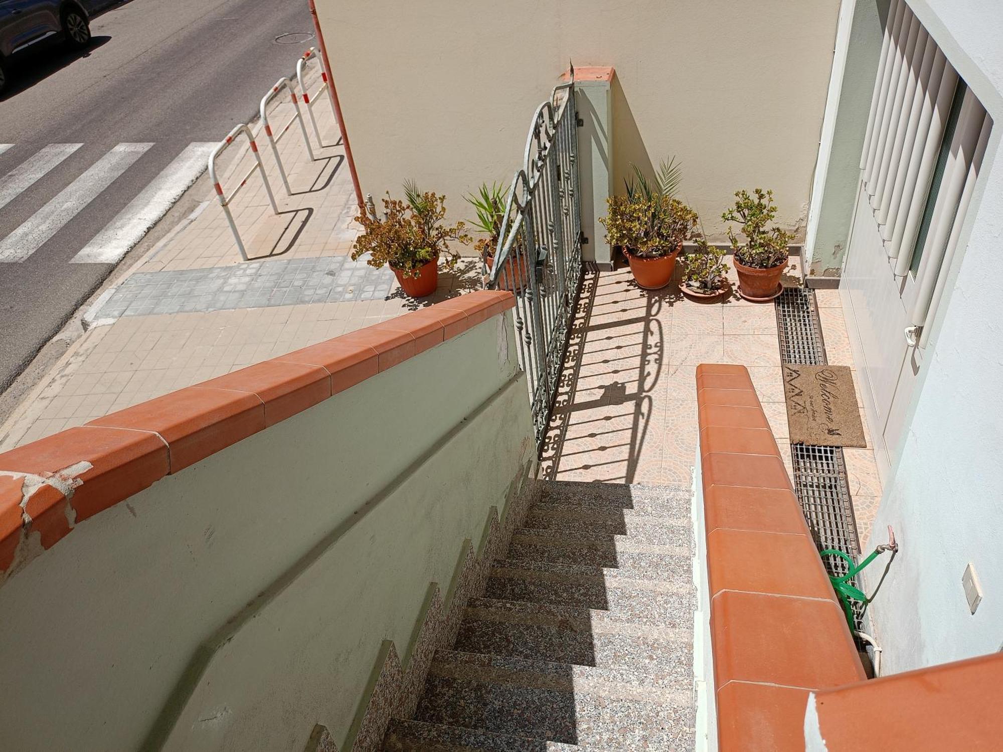 Appartamento Santa Giusta Bagian luar foto
